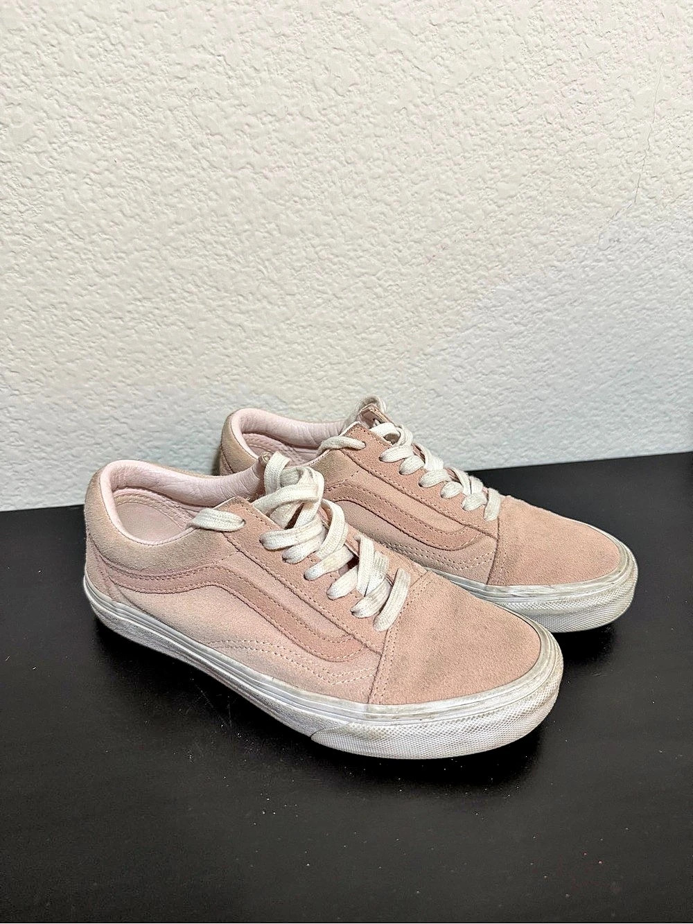 Vans Old Skool Pig Suede Pink & White Sneakers US 7